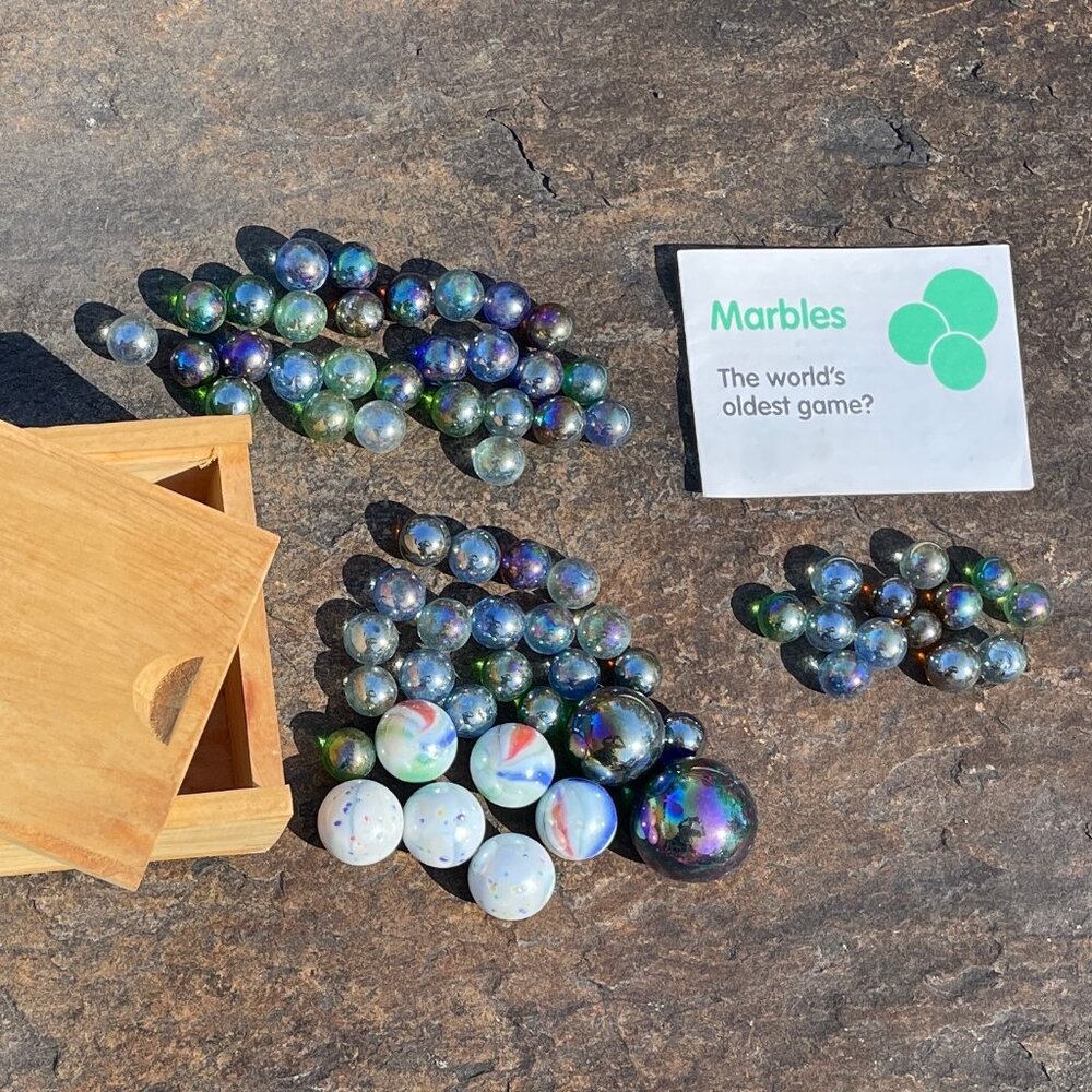 Vintage Marbles Game in Wooden Storage Box - Picture 11 of 11